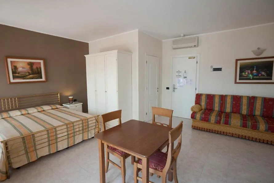 Hotel San Marco Альгеро