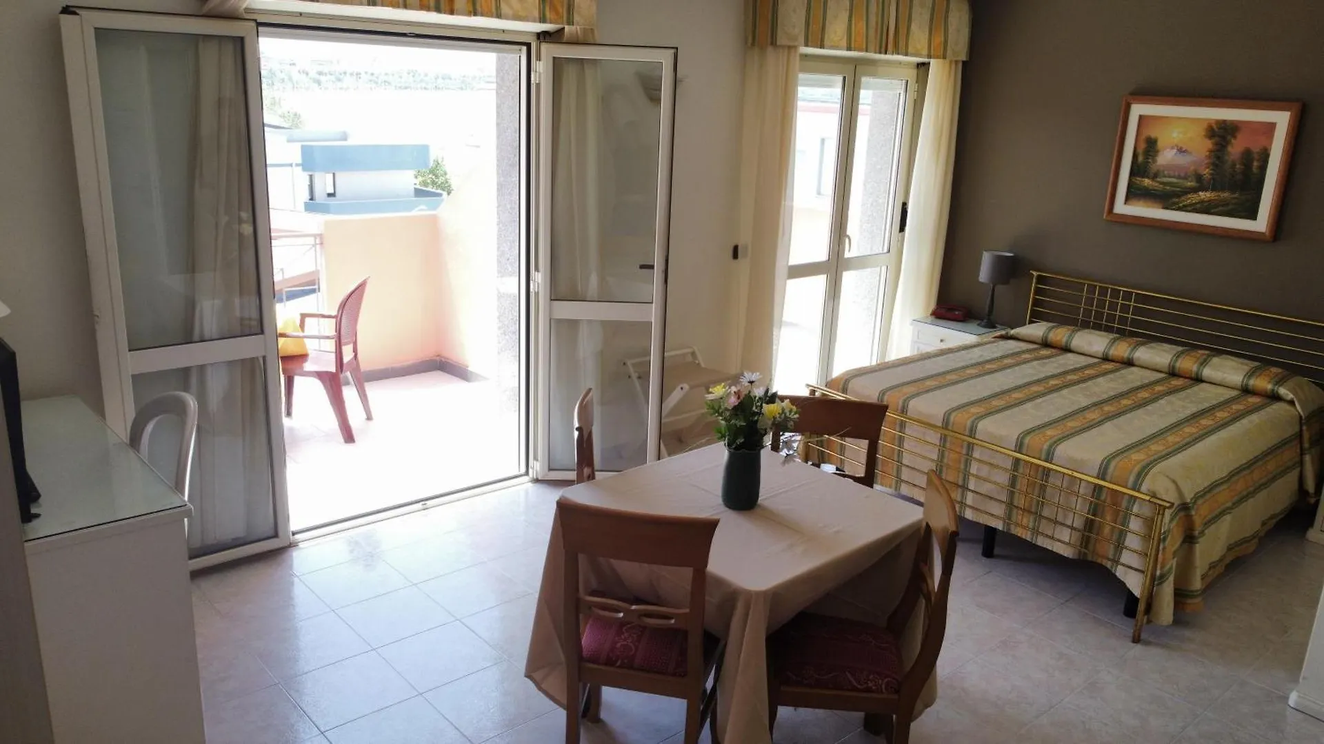 Hotel San Marco Альгеро 4*,